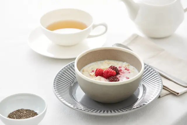 Protein Porridge mit Beeren. | Foto: Daniel Nuderscher
