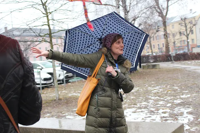Katharina Nagy leitete die Themenstadtführung "Prost und Mahlzeit – Wirtshausgeschichte Hall".