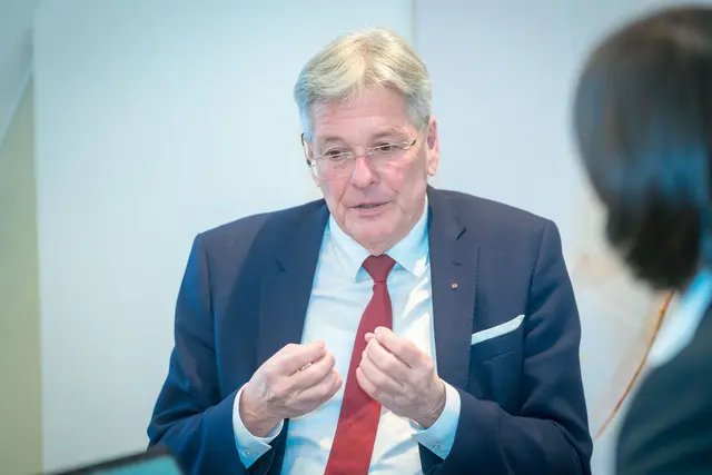 Kärntens Landeshauptmann Peter Kaiser (SPÖ) wird Anfang April zurücktreten. | Foto: Bernhard Knaus