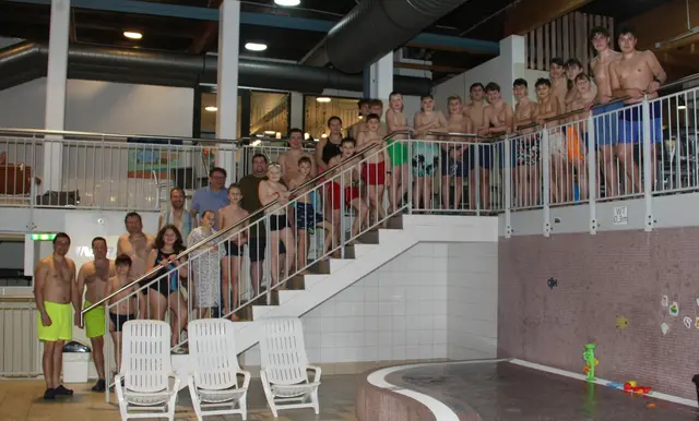 David und Dominik Anibas, Leo Apfelthaler, Matthias Gabauer, Jakob Hengst, Maximilian Hölzl, Lorenz Lackner, Kilian Pater, Alexis Prager, Bastian Schuhmacher, Fabian Traxler, Maximilian Weber, Niklas Zach, Nico Zeitelberger, Julius Hofbauer, Emil Zeilinger mit ihren Betreuern Roman Anibas, Dominik Holzweber, Markus Zeitelberger sowie David Danzinger, Cora und Jan Hiess, Nia Hristova, Paula Rutter, Raffael Schlacher, Christoph Zeilinger mit ihren Betreuern Patrick DejcmarLeopold Hofstätter, Bettina Lörincz, Richard Petters, Michael Rutter, Thomas Zeilinger und Gemeinderat Kurt Wessely | Foto: FJ Raabs