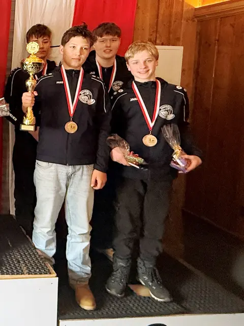Rang 3 EC Rummlerhof I; Stephan Haselsberger, Simon Mitteregger, Samuel Schaflechner und Phillip Rieser.
