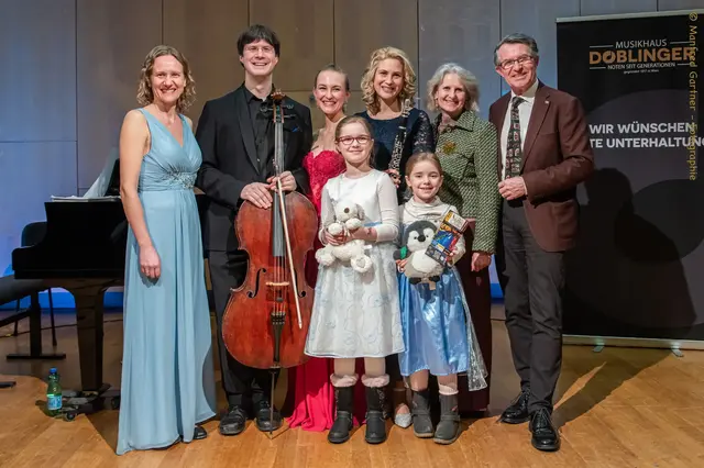 Martina Haselgruber, Stefan Teufert, Judith Sauer, Daniela Wanzenböck, Rosi &amp; Franz Piribauer. | Foto: Manfred Gartner