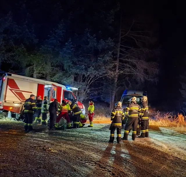 Die Feuerwehren am Einsatzort. | Foto: FF Unzmarkt