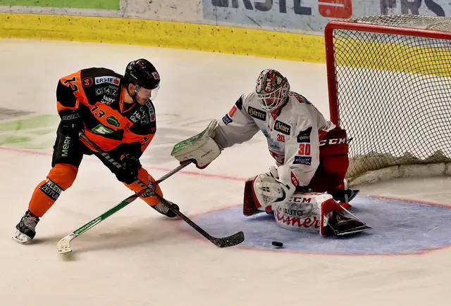 Im Spitzenspiel beim ersten Verfolger in Graz gab der EC-KAC am Sonntagabend eine 2:0-Führung nach zwei Dritteln noch aus der Hand. (Archivfoto) | Foto: GEPA