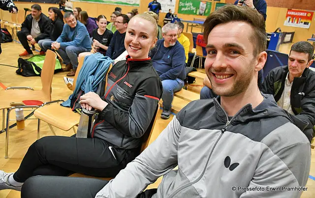Haben leicht lachen: Patrizia Stölnberger und TrainerTobias Brandstetter