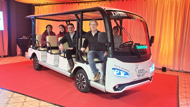 Der neue 14-sitzige Elektro-Shuttle „Drosi-Express“ bringt nicht nur Bewegung auf die Straßen, sondern auch frischen Schwung in das touristische Angebot der Stadt. | Foto: Stadtgemeinde Drosendorf-Zissersdorf