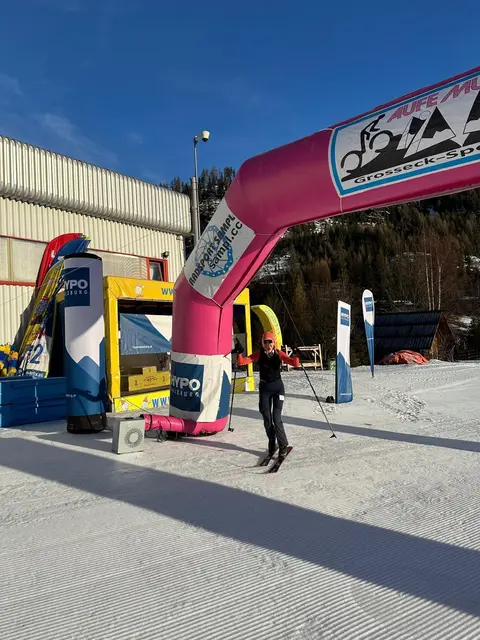 Beim Vertical-Skitourenrennen „Aufe muass i" am 22. Februar 2026 im Skigebiet Großeck-Speiereck herrschten – so wurde seitens des Veranstalters berichtet – traumhaftes Wetter und beste Bedingungen.  | Foto: Leonhard Minutillo