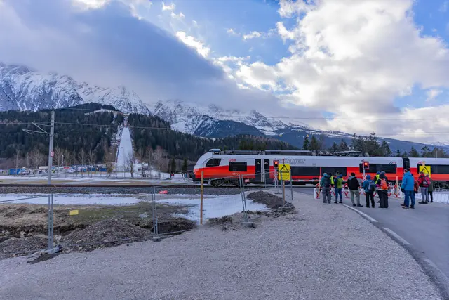 Für das Skifliegen in der Gemeinde Bad Mitterndorf wird die Sonderhaltestelle "Tauplitz Skiflugschanze Kulm" aktiviert. | Foto: fuchs-video&amp;photography