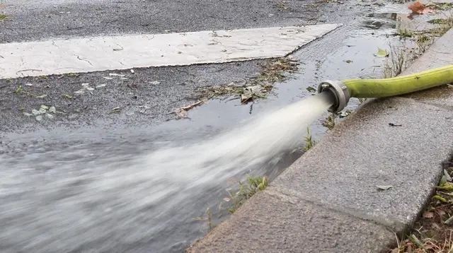 Am Montag kam es zu einem Wasserrohrbruch, der ein Leopoldstädter Grätzl überflutet. (Symbolbild) | Foto: Andreas Pölzl/MeinBezirk