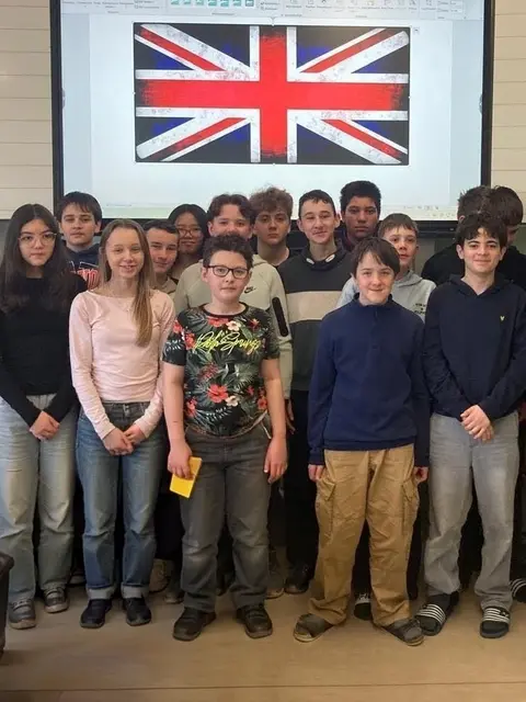 Die Schüler der Mittelschule für Wirtschaft und Technik lernen Englisch. | Foto: Mittelschule für Wirtschaft u. Technik