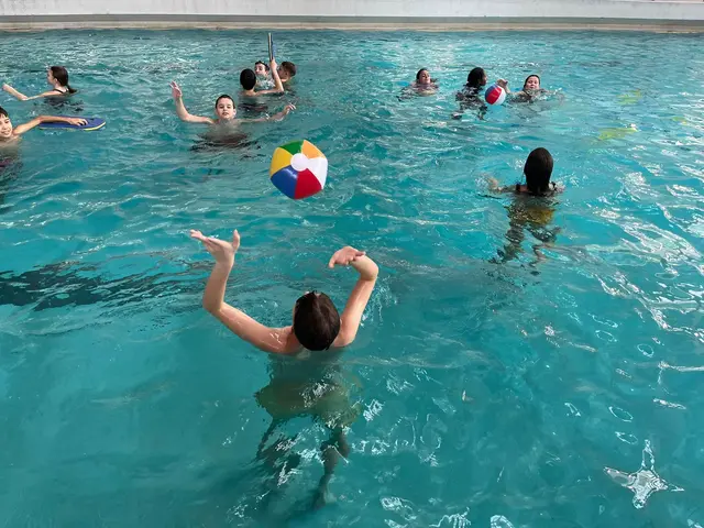 Die Mittelschule bietet ab September wieder Schwimmunterricht an.  | Foto: MS Alkoven