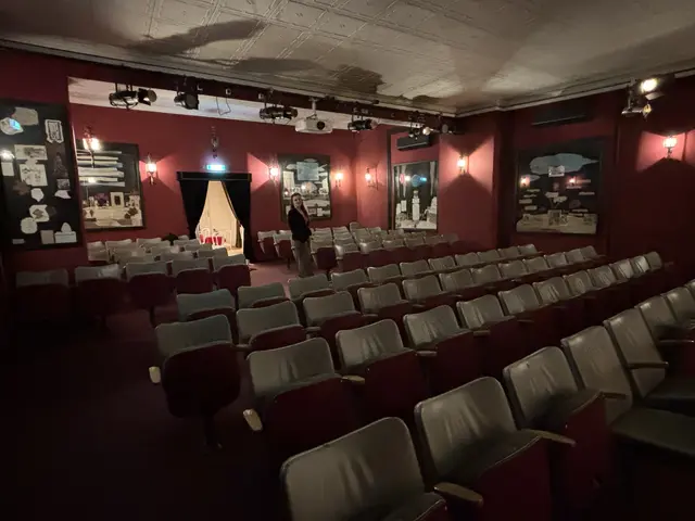 Wie lange bleiben die Lichter in der Freien Bühne Wieden noch an?  | Foto: Nathanael Peterlini/MeinBezirk