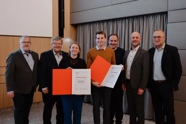 Mit Marlene Hangler und Tom Peiter stehen dem Tourismusverband Quellenviertel ab sofort zwei frisch zertifizierte eCoaches zur Seite. | Foto: Quellenviertel/Matthias Klugsberger