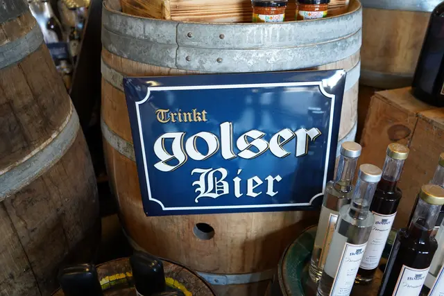 In der Privatbrauerei Gols hält sich der österreichweite Rückgang im Bierkonsum in Grenzen. Vor allem in der Gastronomie konnten die Mengen an Fassbier gehalten werden.  | Foto: Andrea Glatzer