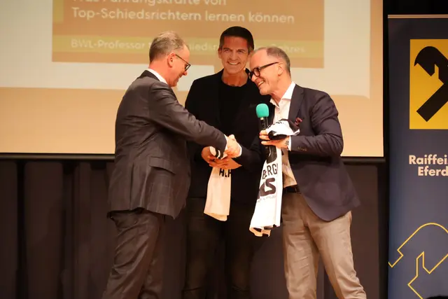 Stefan Sandberger, Deniz Aytekin und Christian Schönhuber im Bräuhaus in Eferding.  | Foto: MeinBezirk/Constance Haslberger