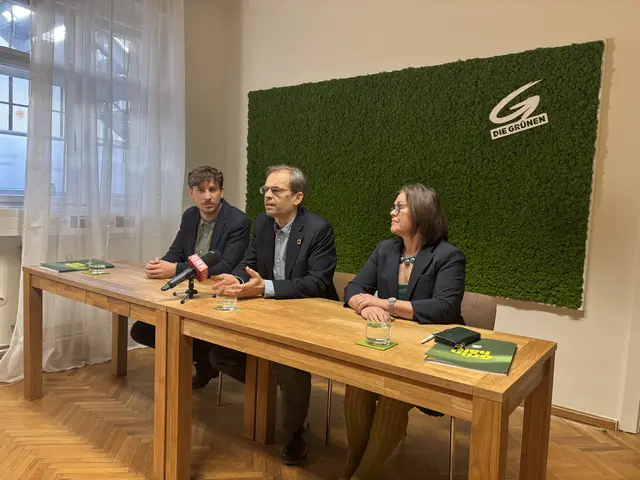 Spitzmüller: "Ich werde meiner Funktion als Klubobmann und auch als Landtagsabgeordneter bis voraussichtlich Ende dieses Jahres nicht nachkommen können." | Foto: Franz Tscheinig/MeinBezirk Burgenland