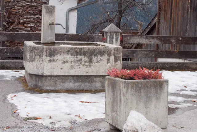 Stanz: Dorfbrunnen zwischen HNr. 38 + 24 | Foto: © by Ing. Günter Kramarcsik