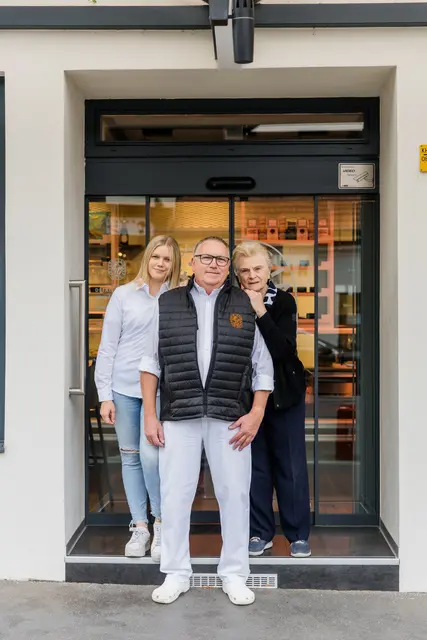 Inhaber Sepp bietet bei Gissinger auch vegane Alternativen an. | Foto: Gissinger