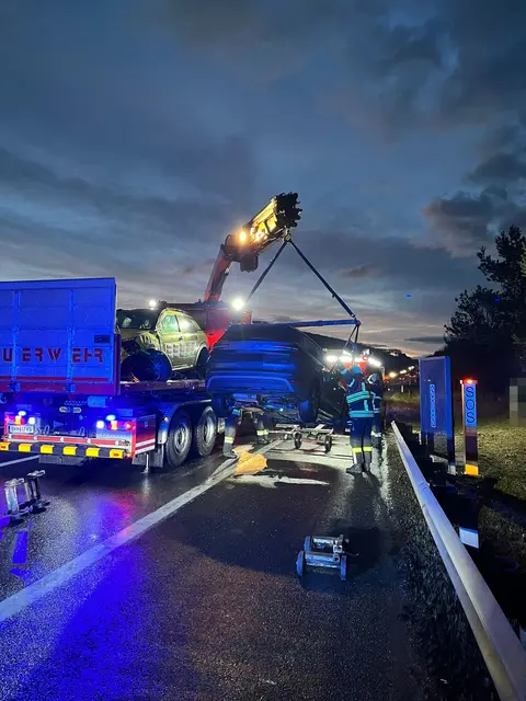 Fahrzeugbergung. | Foto: FF Alland