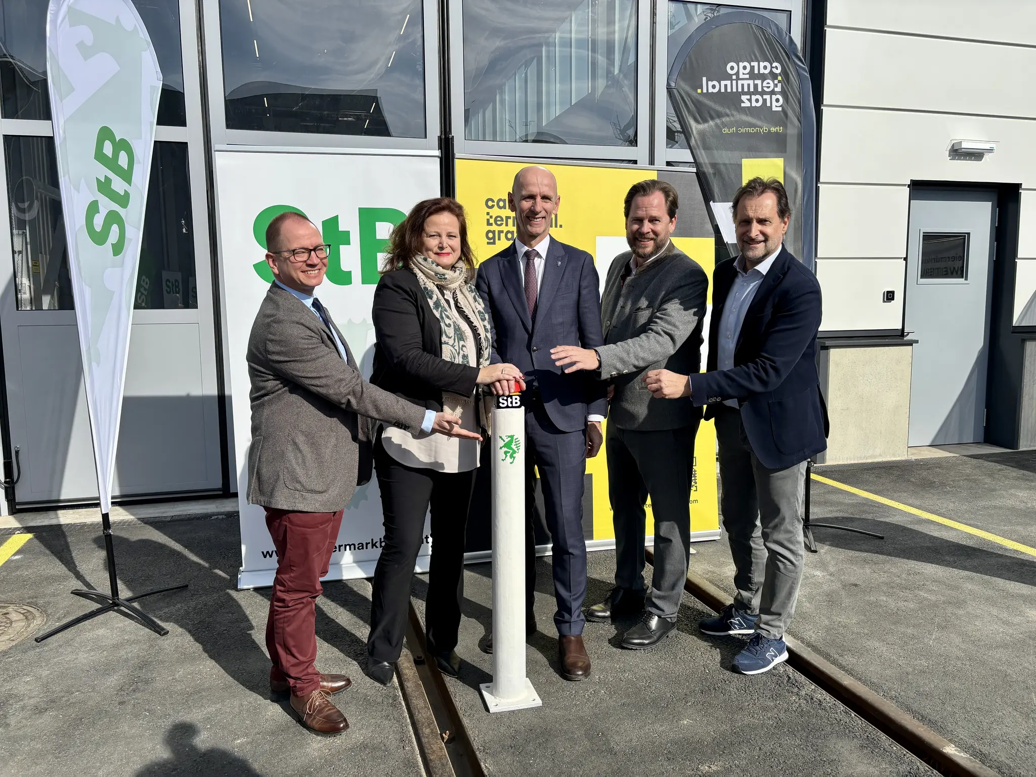 StLB hat eröffnet: Fahrzeugwerkstätte am Cargo Terminal Graz wurde erweitert