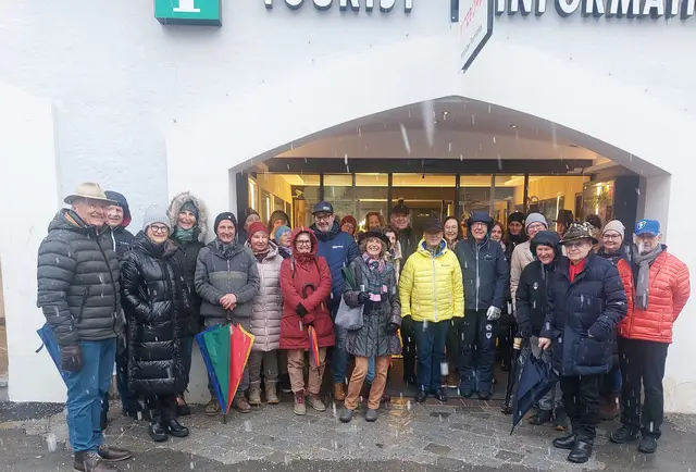 Großer Andrang bei der „Kitzbühels alte Wirtshäuser“- Stadtführung von Angelika Zechner-Rothwangl. | Foto: Tsöch