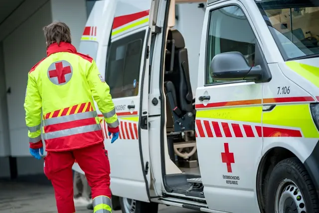 Die Verletzten wurden ins Krankenhaus gebracht. (Symbolfoto) | Foto: Bernhard Knaus