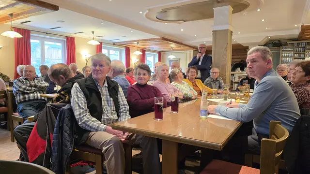 Knapp 90 Personen nahmen bei der Veranstaltung teil. | Foto: PVÖ Bezirk Vöcklabruck