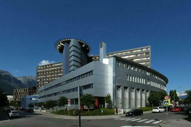 Die Innsbrucker Klinik zählt erneut zu den besten Krankenhäusern der Welt.
Im aktuellen Ranking belegt sie Platz 53 weltweit. | Foto: Simon Legner/Symbolfoto