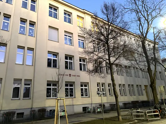 Die Schule hatte andere Eltern noch am Mittwoch "proaktiv informiert", versichert man. | Foto: Johannes Reiterits/MeinBezirk