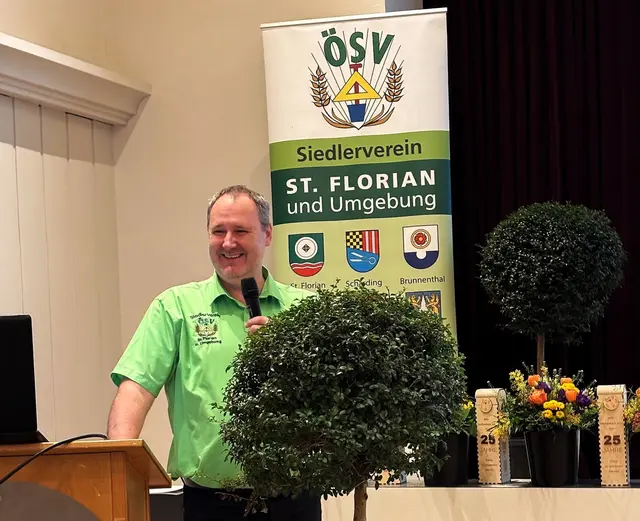 Zur Jubiläums-Hauptversammlung des Siedlervereins St. Florian und Umgebung konnte Obmann Stefan Fuchs ein volles Haus beim Schärdinger Stadtwirt begrüßen. | Foto: Franz Gruber