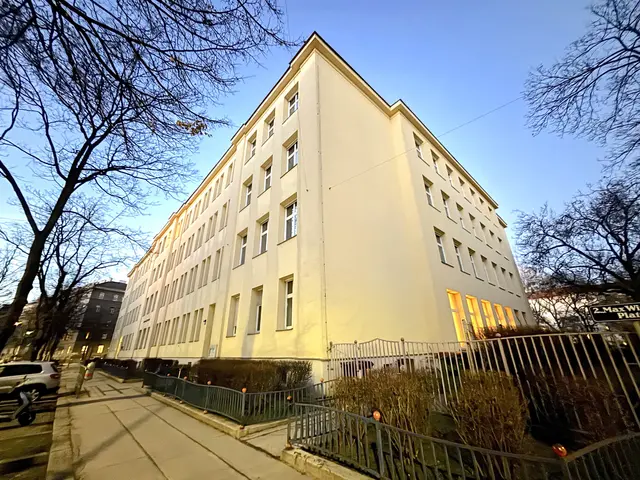 Ein Mitschüler soll in der Volksschule folgerichtig Alarm geschlagen haben. Dadurch wurde die Suchaktion in Gang gesetzt.  | Foto: Johannes Reiterits/MeinBezirk