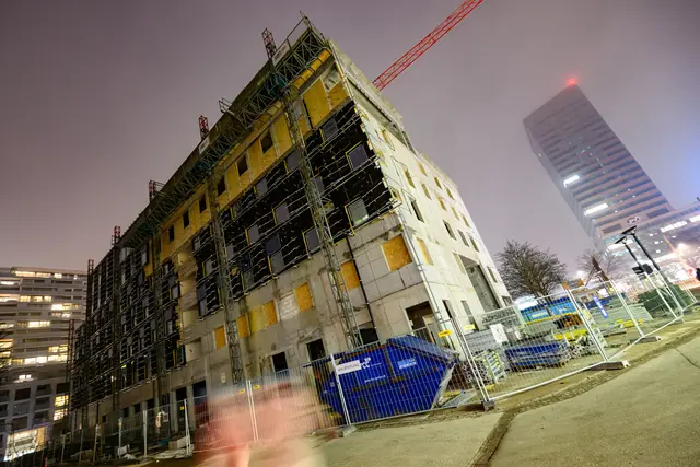 Der Unfall ereignete sich auf einer Baustelle eines Hotels in der Nähe des Linzer Bahnhofs. | Foto: Fotokerschi.at/Kerschbaummayr