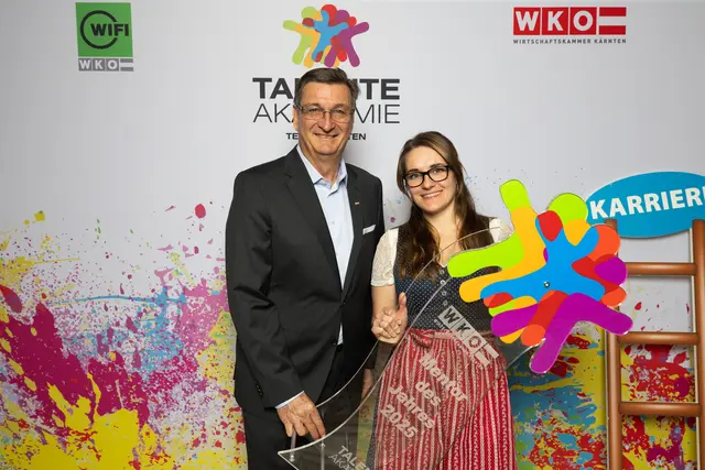 Stefanie Bauer vom Malereibetrieb "Die Optimaler" aus Villach wurde zur "Mentorin des Jahres 2025" gewählt. | Foto: WKK / eventbox.at