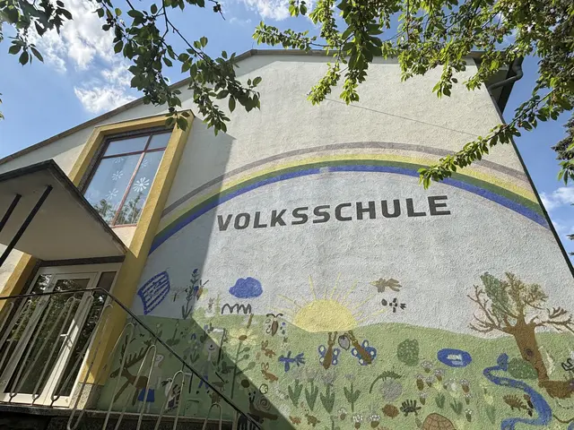 Die alte Schule in Moschendorf wird bald für Kulturzwecke genutzt. | Foto: Martin Wurglits