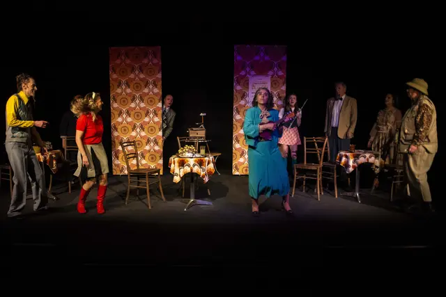 Eine überaus gelungene Premiere mit dem Theaterklassiker "Pension Schöller" feierte die MimusBühne Waldhausen am Samstag, 28. Februar, im voll besetzten Saal im Gasthaus Hader.  | Foto: Robert Zinterhof