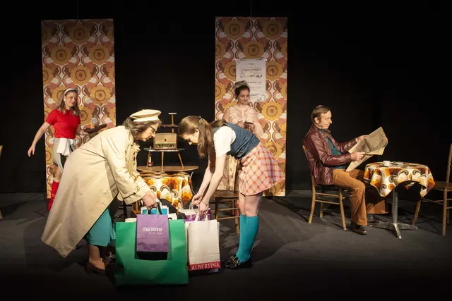 Eine überaus gelungene Premiere mit dem Theaterklassiker "Pension Schöller" feierte die MimusBühne Waldhausen am Samstag, 28. Februar, im voll besetzten Saal im Gasthaus Hader.  | Foto:  Hans Hofer 