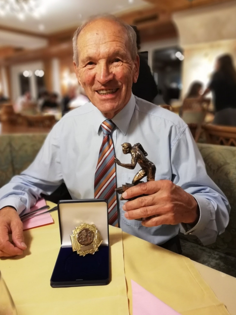 2018 erhielt er das Silberne Ehrenzeichen des Landes Steiermark sowie die ÖFOL-Trophy des Österreichischen Fachverbandes.  | Foto: Gerfried Hoch