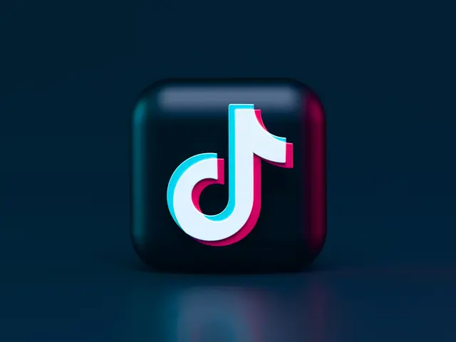 Bereits 2022 hänselte man sich gegenseitig auf der Plattform TikTok. (Symbolbild) | Foto: Alexander Shatov/unsplash
