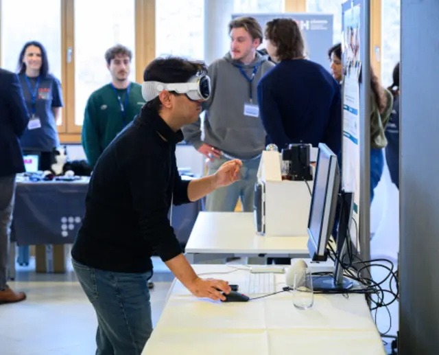 Rund 150 Teilnehmerinnen und Teilnehmer diskutierten beim Auftakt-Symposium die Zukunft von Digital Health in Kärnten. | Foto: aau/Hude