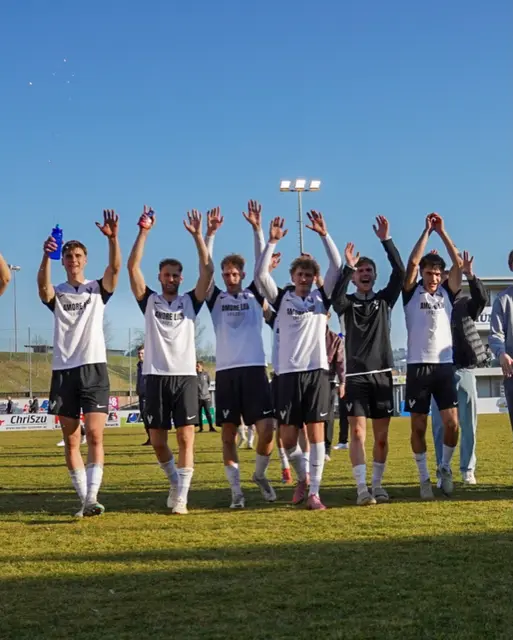 Jubel beim ASK Voitsberg nach dem 4:0-Sieg über Kalsdorf. | Foto: Lukas Reinprecht