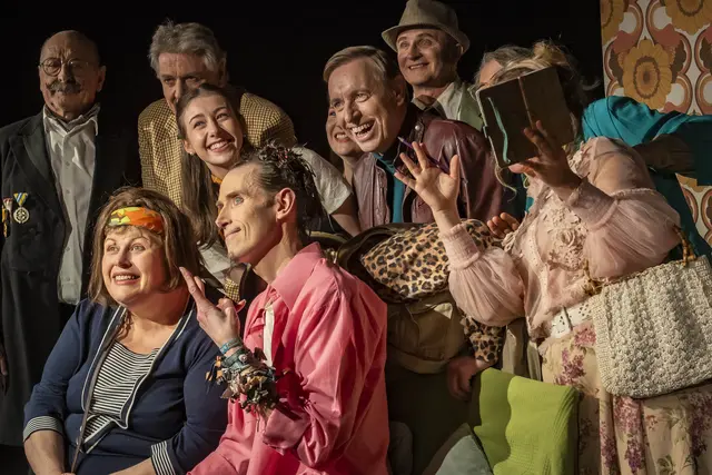 Eine überaus gelungene Premiere mit dem Theaterklassiker "Pension Schöller" feierte die MimusBühne Waldhausen am Samstag, 28. Februar, im voll besetzten Saal im Gasthaus Hader.  | Foto: Hans Hofer