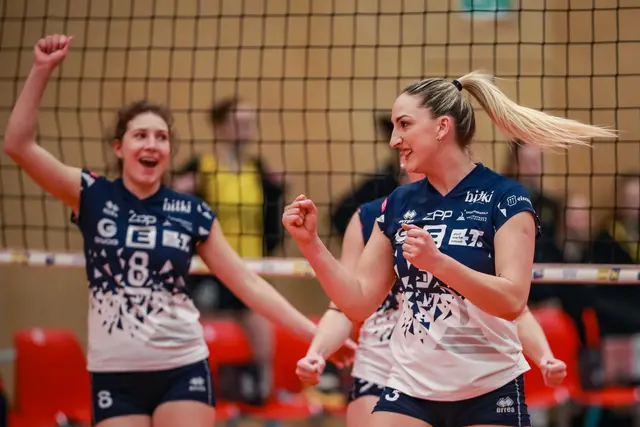 Julia Mitter und Iva Papac spielen im Team der Erzbergmadln gegen Hartberg. | Foto: GEPA pictures