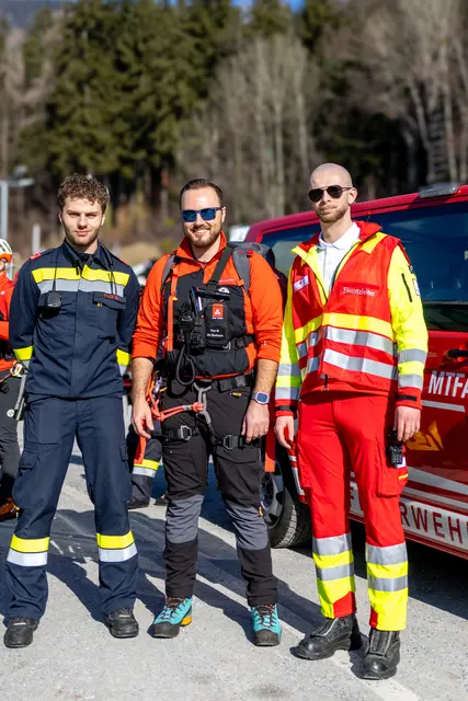 Perfektes Zusammenspiel der unterschiedlichen Einsatzorganisationen. | Foto: Rotes Kreuz Kumberg/E. Peer