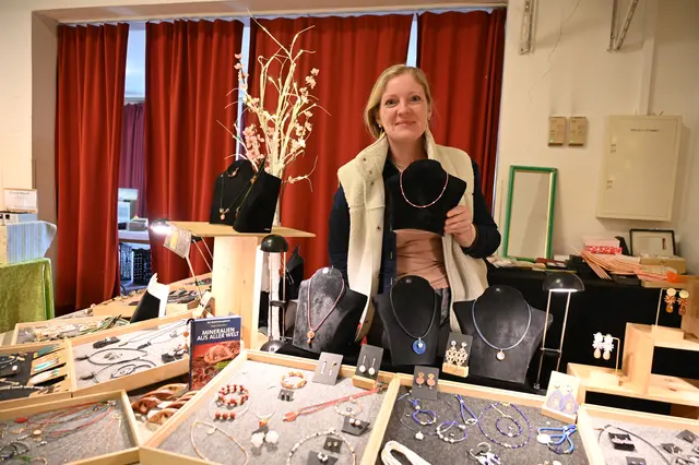 Künstlerin und Goldschmiedin Verena Broichgans-Roucka