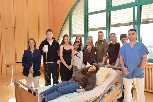 Die Schüler beim Besuch im Landesklinikum | Foto: Landesklinikum Waidhofen/Thaya