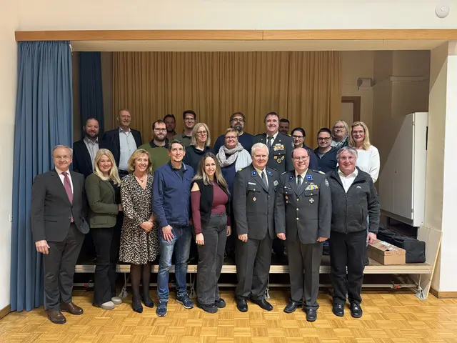 Die Bezirksstelle Gänserndorf-Marchegg wird auch in den kommenden Jahren vom bewährten Team rund um Bezirksstellenleiter Thomas Hasenberger geführt. | Foto: Rotes Kreuz Gänserndorf-Marchegg