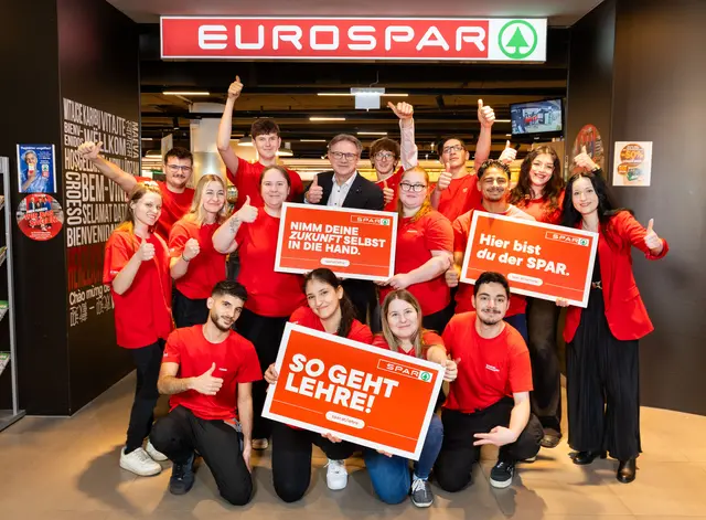 Die Eurospar-Filiale im Kastner &amp; Öhler wurde eine Woche lang von Lehrlingen betreut, die so wertvolle Erfahrungen sammeln konnten. | Foto: Spar/Werner Krug