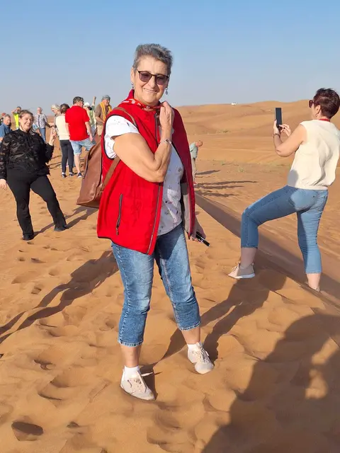 Roswitha Scheuringer aus Andorf gehört zu der 46-köpfigen Reisegruppe. | Foto: Roswitha Scheuringer