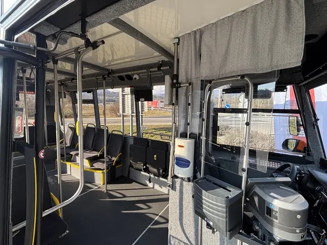 So sieht der neue E-Citybus im Innenbereich aus.  | Foto: MeinBezirk/Angelina Koidl
