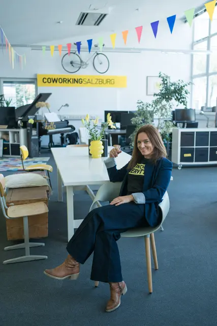 Romy Sigl hat den Schritt in die Selbstständigkeit gewagt und Coworking Salzburg gegründet. | Foto: Claudia Schönbauer